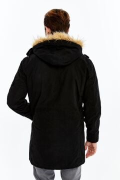 5613 Siyah Su İticili Rüzgar Geçirmez Parka Mont