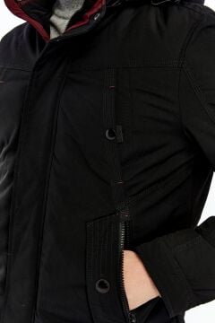 5618 Siyah Su İticili Rüzgar Geçirmez Mont