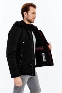 5618 Siyah Su İticili Rüzgar Geçirmez Mont