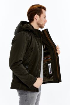 5618 Haki Su İticili Rüzgar Geçirmez Mont