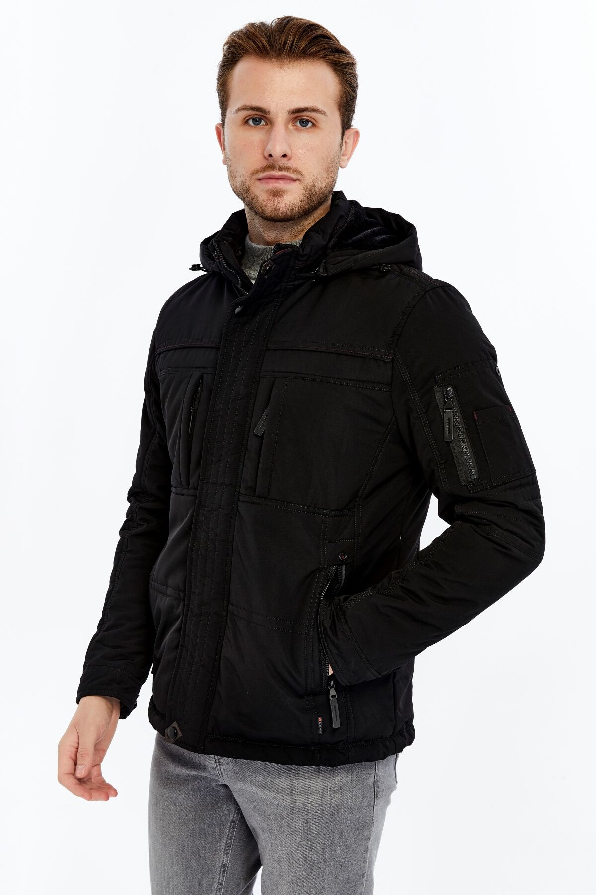 5617 Siyah Su İticili Rüzgar Geçirmez Mont