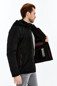 5617 Siyah Su İticili Rüzgar Geçirmez Mont