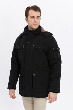 5653 Siyah Su İticili Rüzgar Geçirmez Mont Kaban