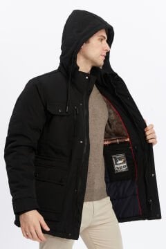 5653 Siyah Su İticili Rüzgar Geçirmez Mont Kaban