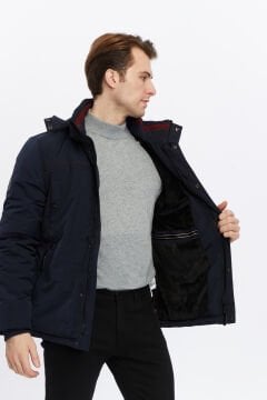 5656 Lacivert Su İticili Rüzgar Geçirmez Mont